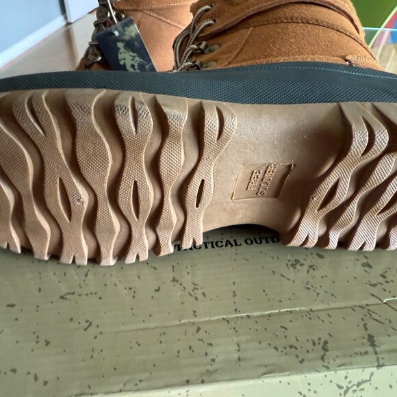 Never Worn FREE SOLDIER Tan Winter boots women's Size 9 - Picture 6 of 14